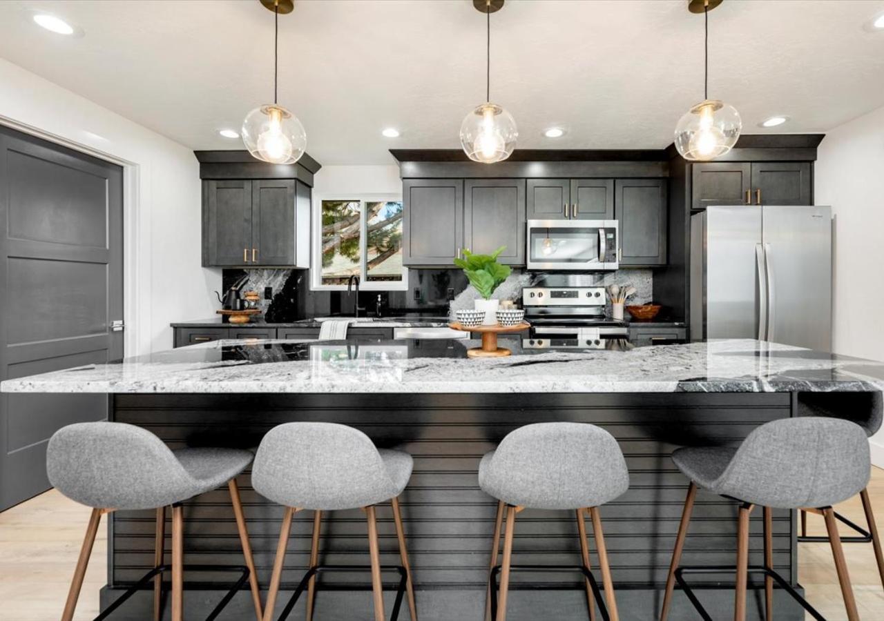 Mid Century Modern Boise-River Bungalow W/ Hot Tub المظهر الخارجي الصورة